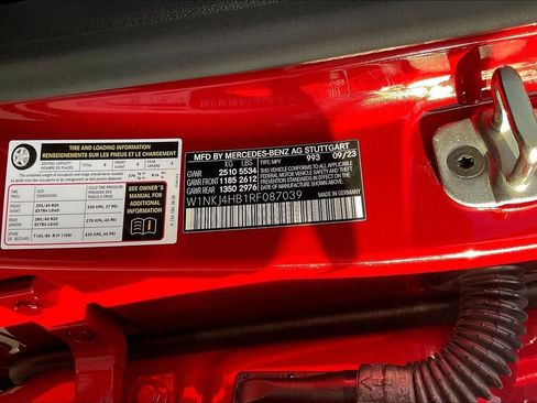Used 2024 Mercedes-Benz GLC 300 4MATIC image 19