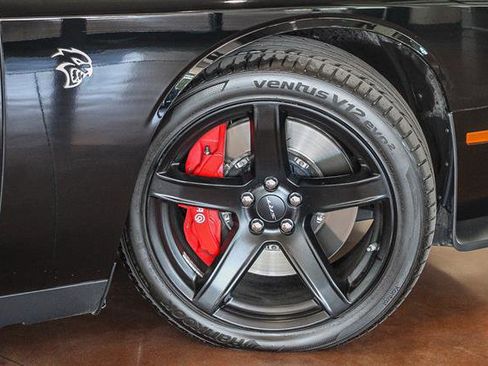 Used 2019 Dodge Challenger SRT Hellcat image 9