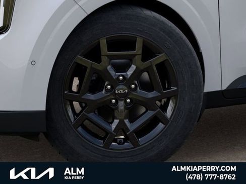 New 2026 Kia Carnival SX FWD image 9