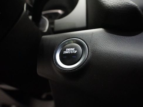 Used 2021 GMC Terrain SLE w/ LPO, Floor Liner Package FWD image 30
