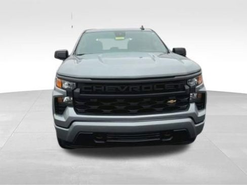 Used 2024 Chevrolet Silverado 1500 Custom image 2