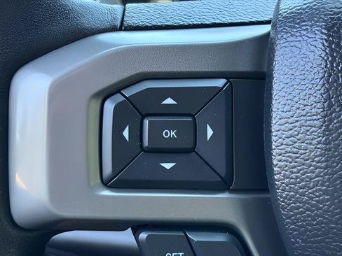 Used 2021 Ford Expedition XLT AWD/4WD image 17
