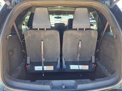 Used 2013 Ford Explorer XLT image 17