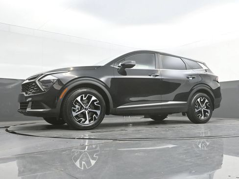 Used 2024 Kia Sportage EX FWD image 35