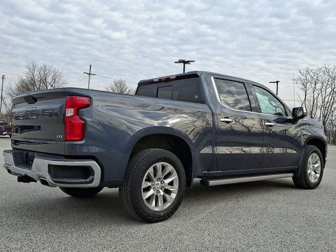 Used 2022 Chevrolet Silverado 1500 LTZ w/ LTZ Premium Package image 9