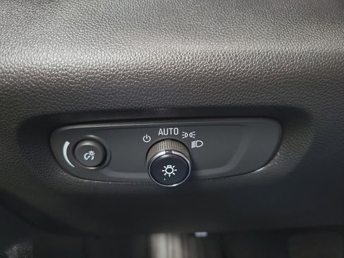 Used 2023 Chevrolet Traverse High Country w/ LPO, Floor Liner Package image 31