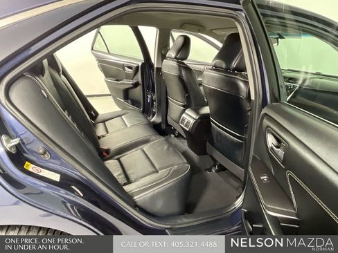 Used 2015 Toyota Camry XLE image 16