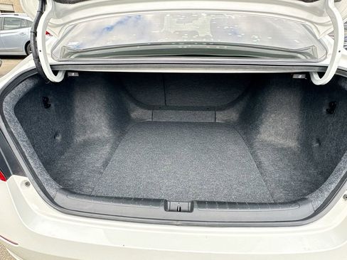 Used 2020 Honda Accord EX image 33