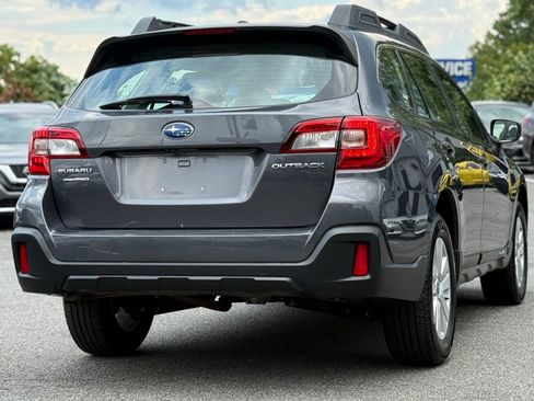 Used 2019 Subaru Outback 2.5i image 5
