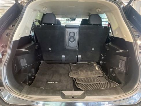 Used 2020 Nissan Rogue SV AWD/4WD image 8