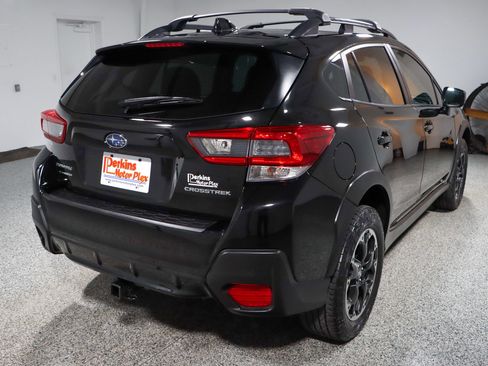 Used 2021 Subaru Crosstrek 2.0i Premium image 7