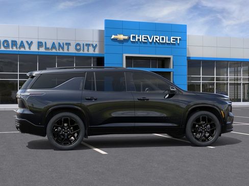 New 2026 Chevrolet Traverse RS w/ LPO, Floor Liner Package FWD image 5