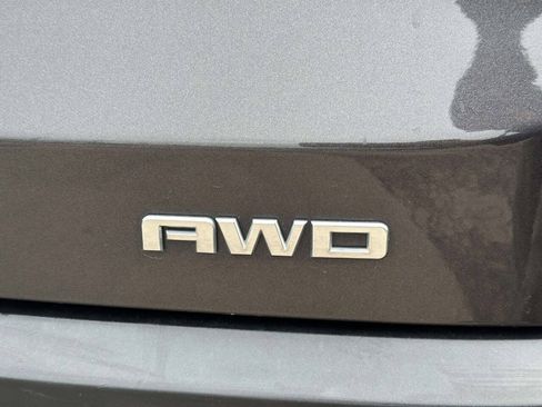 Used 2019 GMC Acadia SLE w/ Driver Alert Package I AWD/4WD image 15
