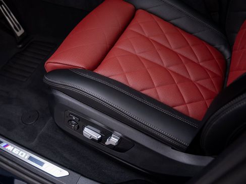 New 2026 BMW X6 M60i image 13