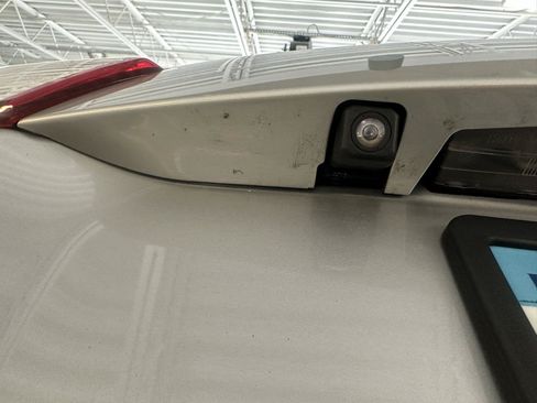 Used 2015 Toyota RAV4 LE AWD/4WD image 15
