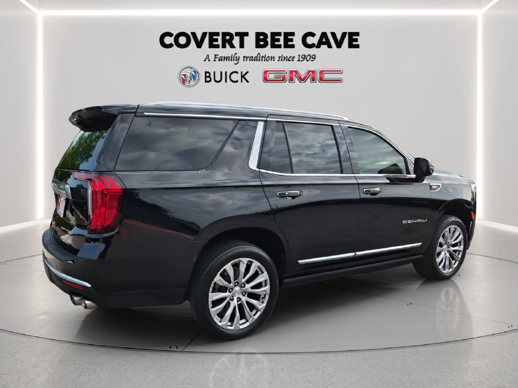 Used 2024 GMC Yukon Denali w/ Advanced Technology Package AWD/4WD image 9