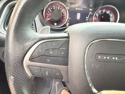 Used 2019 Dodge Challenger R/T image 30