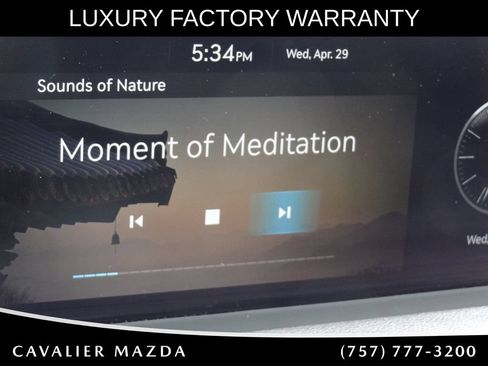 Used 2025 Genesis GV70 2.5T AWD/4WD image 40