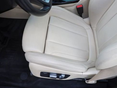 Used 2019 BMW X3 sDrive30i image 16