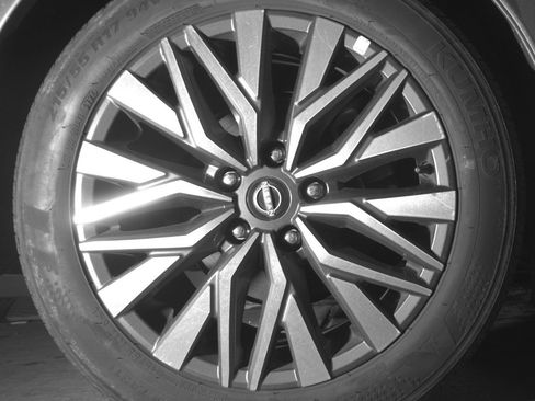 Used 2025 Nissan Altima 2.5 SV FWD image 15