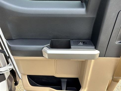 Used 2015 Ford F150 Lariat w/ Equipment Group 502A Luxury image 17