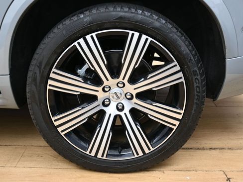 Used 2024 Volvo XC90 T8 Plus AWD/4WD image 13