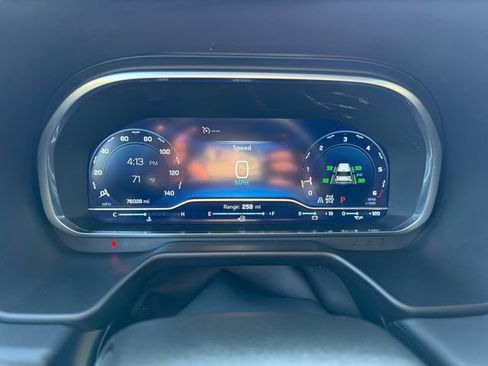 Used 2023 Chevrolet Tahoe Premier image 7