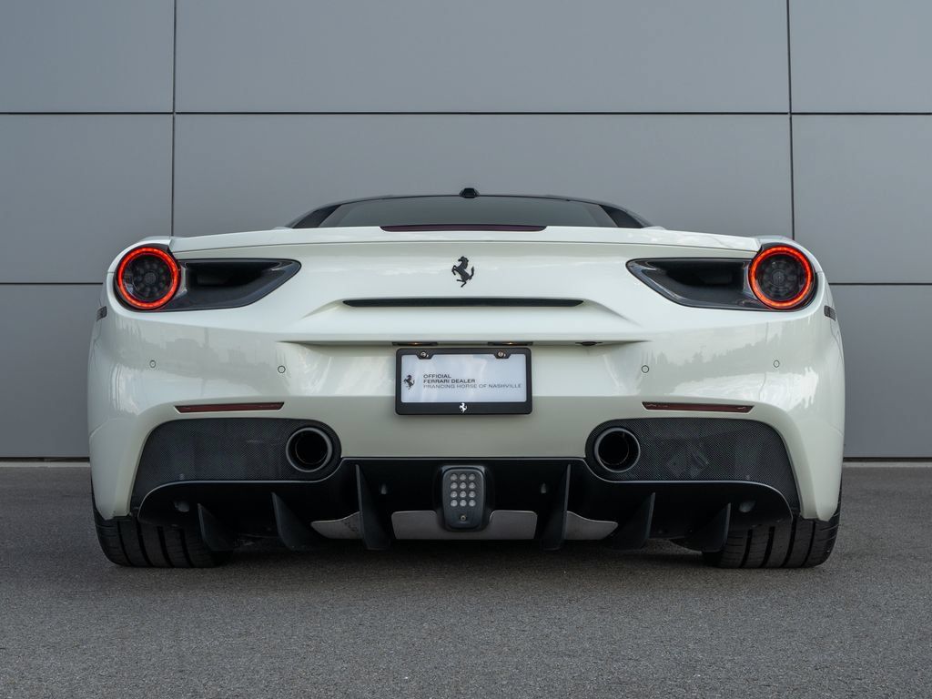 Certified 2018 Ferrari 488 GTB RWD image 8