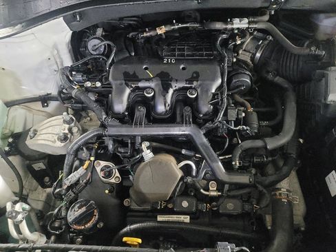 Used 2019 Kia Sorento LX image 30