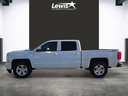 Used 2017 Chevrolet Silverado 1500 LT w/ All Star Edition AWD/4WD image 2