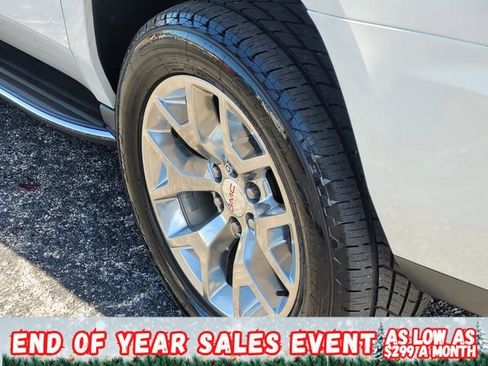 Used 2016 GMC Yukon XL SLT w/ Open Road Package image 7