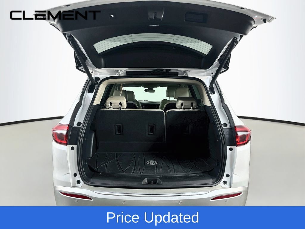 Used 2020 Buick Enclave Premium w/ Sun and Sites Package FWD image 10