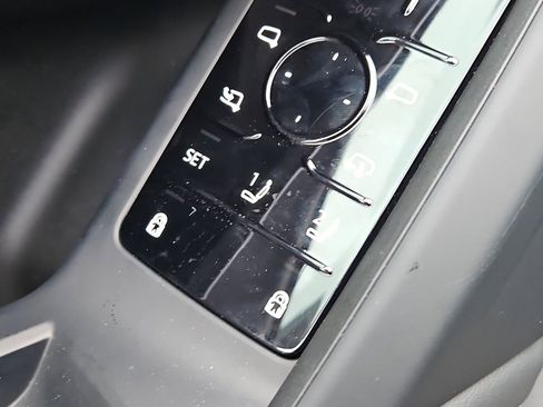 New 2025 Audi Q5 Premium Plus image 14