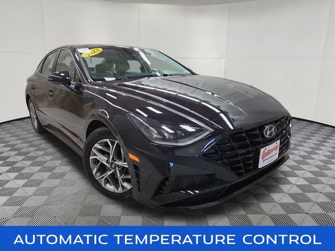 Used 2023 Hyundai Sonata SEL FWD image 3