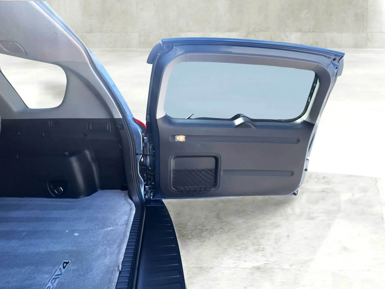Used 2012 Toyota RAV4 FWD w/ Upgrade Value Pkg image 44