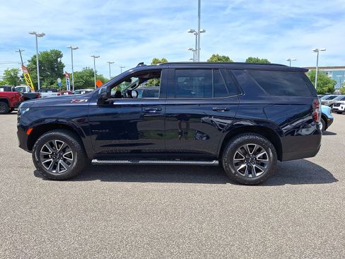 Used 2023 Chevrolet Tahoe Z71 w/ Luxury Package AWD/4WD image 6