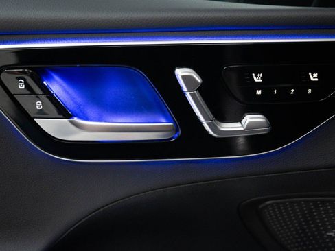 Certified 2026 Mercedes-Benz C 300 Sedan image 18