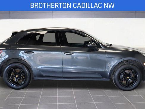Used 2017 Porsche Macan image 9