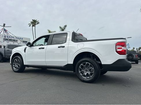 Used 2025 Ford Maverick XLT w/ Equipment Group 302A image 4