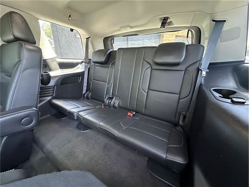 Used 2018 Chevrolet Tahoe Premier AWD/4WD image 17
