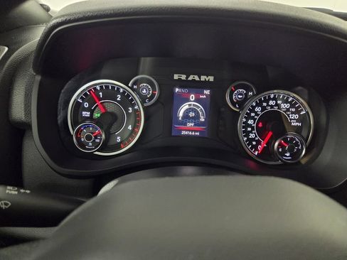 Used 2024 RAM 2500 Tradesman AWD/4WD image 17