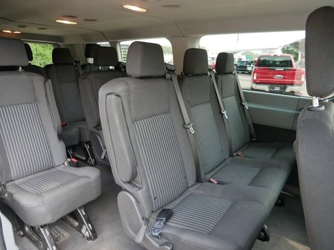 Certified 2018 Ford Transit 350 XLT RWD image 9