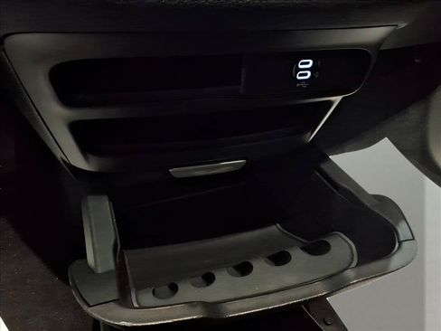 New 2026 Chrysler Pacifica Select FWD image 8