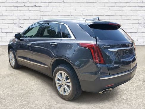 Certified 2023 Cadillac XT5 Luxury FWD image 2