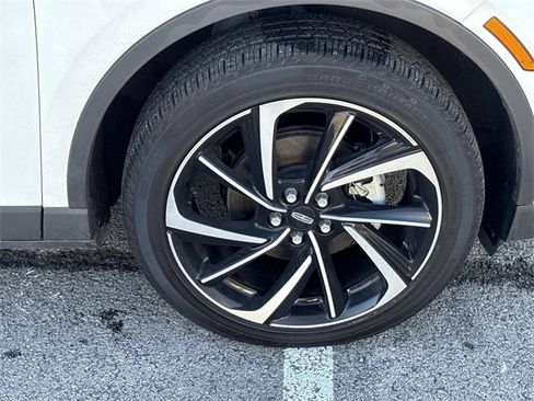 Certified 2024 Lincoln Corsair Reserve w/ Equipment Group 201A image 9