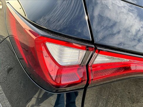 Used 2024 Acura MDX SH-AWD image 25