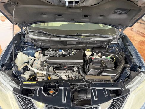 Used 2015 Nissan Rogue S FWD image 28