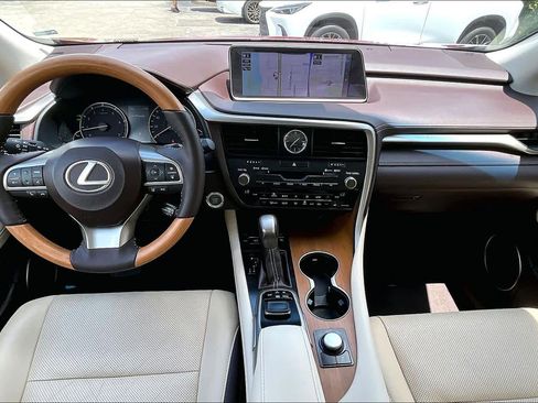 Used 2017 Lexus RX 350 FWD w/ Premium Package image 16