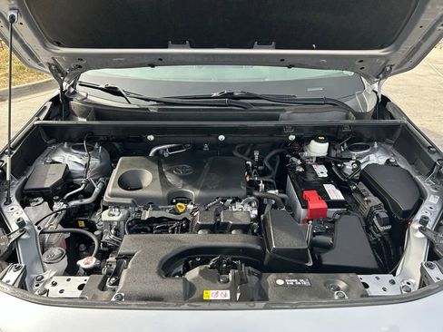 Used 2023 Toyota RAV4 XLE Premium image 33