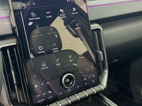 New 2026 GMC Acadia AT4 w/ LPO, Floor Liner Package image 18